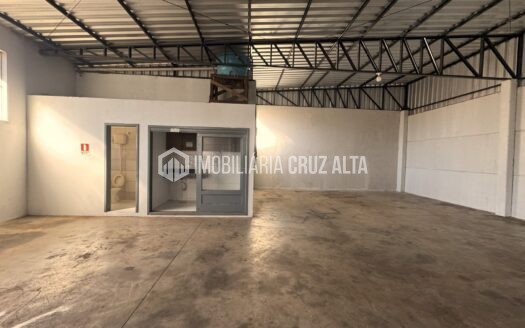 Pavilhão e Terreno – Rua Procópio Gomes