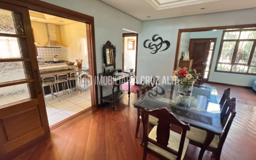 Majestosa Residência no Bairro Brenner