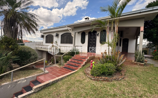 Excelente Casa na Rua Voluntários da Pátria