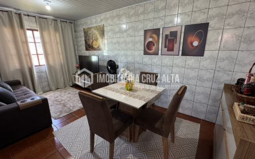 Duas Casas em Terreno de Esquina