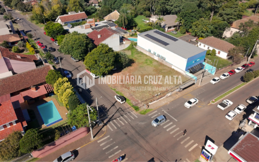 Terreno Raríssimo na Esquina do Hospital