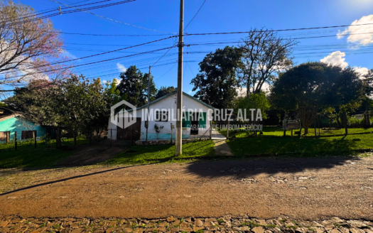 Casa com Terreno de 1080m²